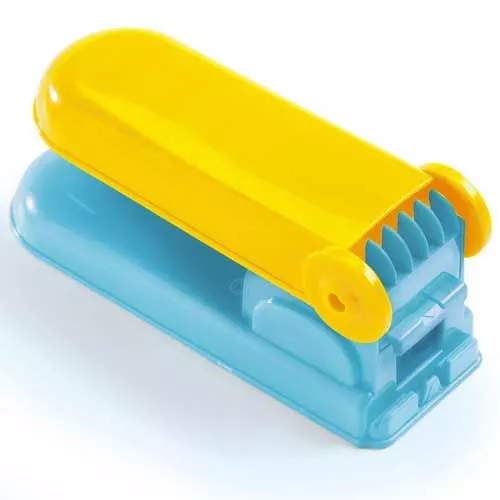 Djeco Boetseerklei Met 4 Potjes En 15 Accessoires - Afbeelding 5